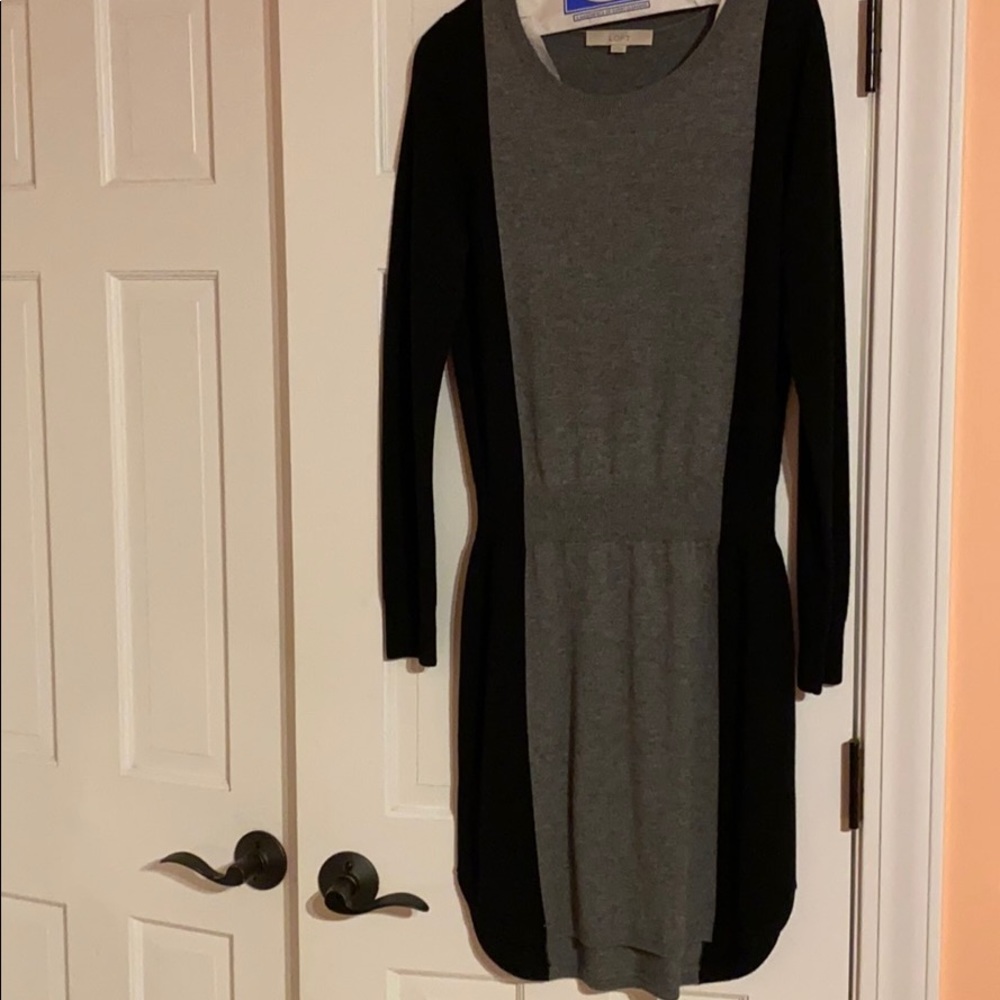 Loft dress - size medium- black and gray